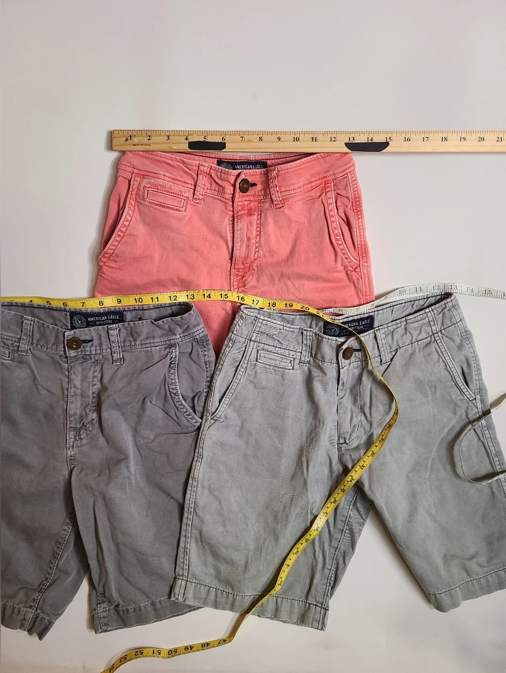 Lot of 3 American Eagle Men’s Chino Shorts Size 26 Salmon & Gray